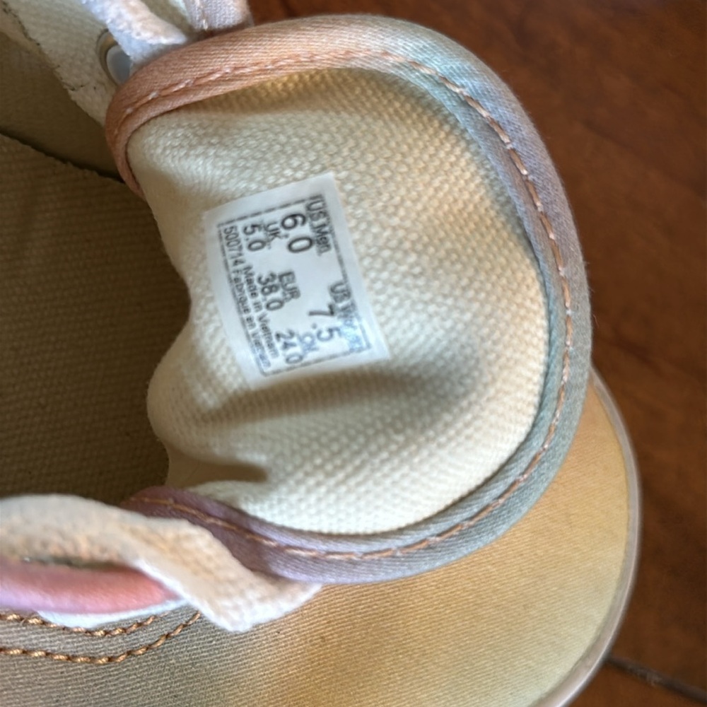 Vans Aura Shift -NWOB 6M 7.5W - Picture 5 of 5